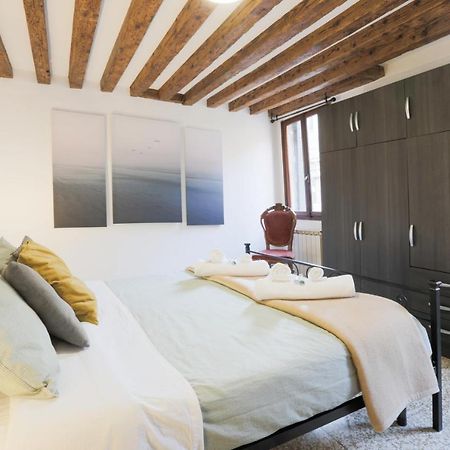 Santa Croce Guest House Venice Exterior photo
